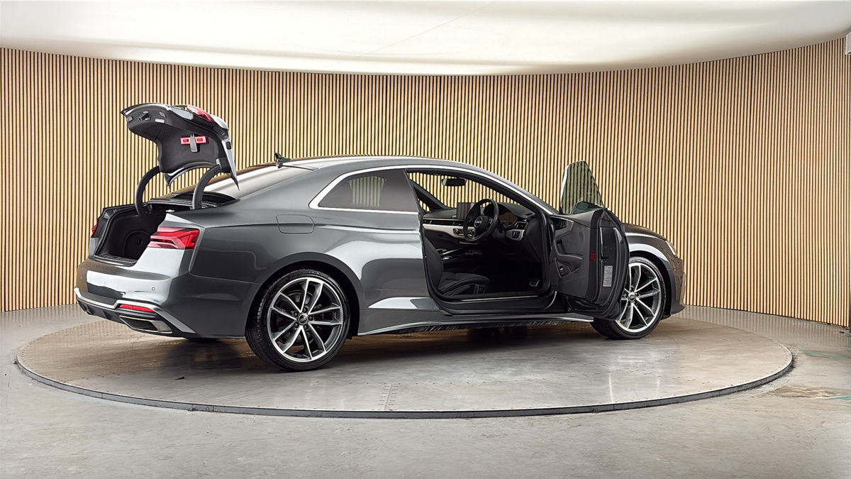 More views of Audi A5