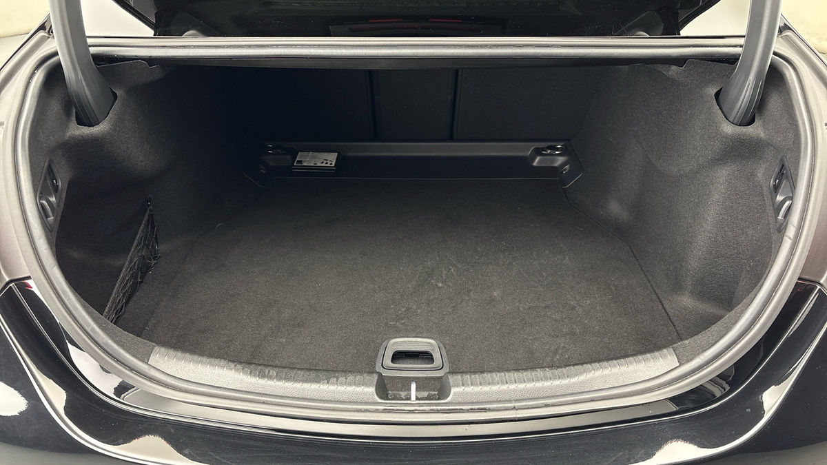 Mercedes-Benz C Class Image 11