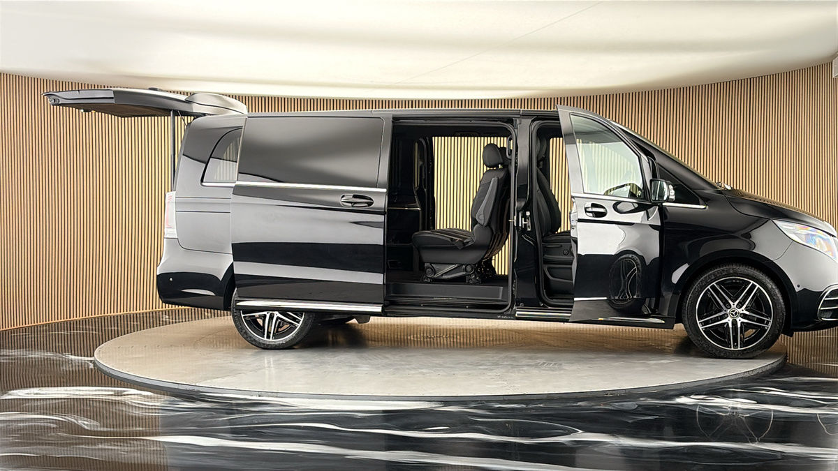 More views of Mercedes-Benz V Class