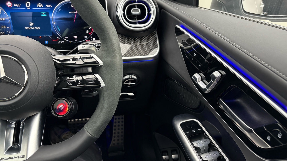 Mercedes-Benz GLC Image 14