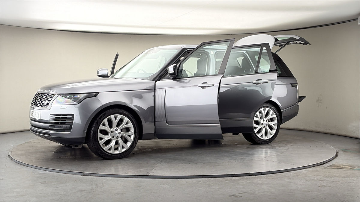 More views of Land Rover Range Rover