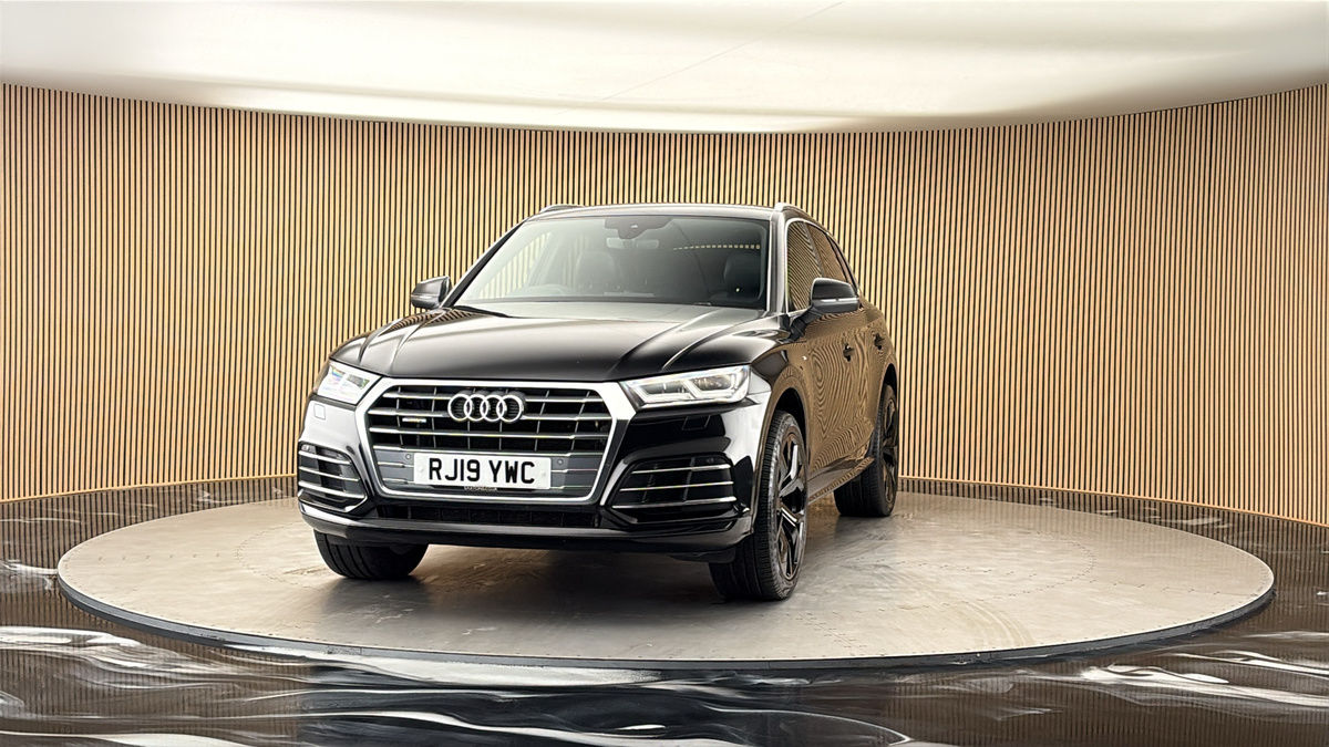 More views of Audi Q5
