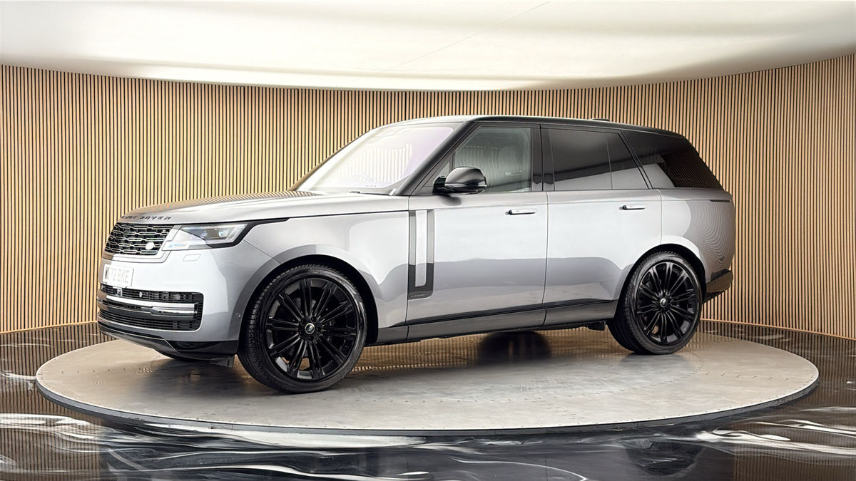 More views of Land Rover Range Rover