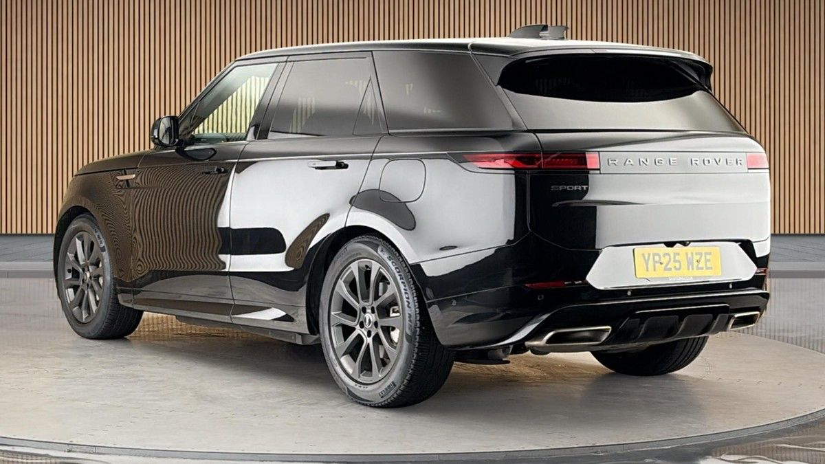 Land Rover Range Rover Sport Image 4