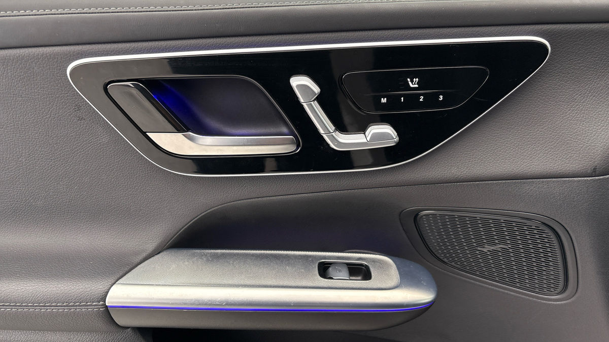 Mercedes-Benz GLC Image 19