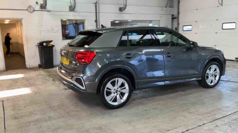 More views of Audi Q2
