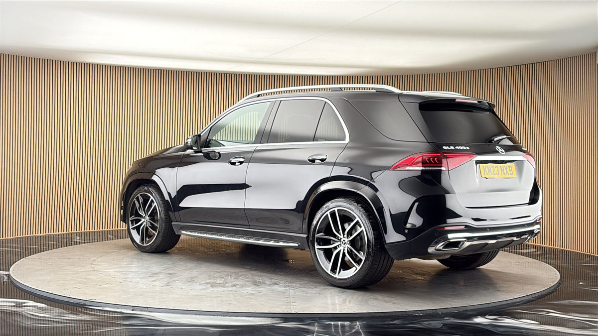 More views of Mercedes-Benz GLE