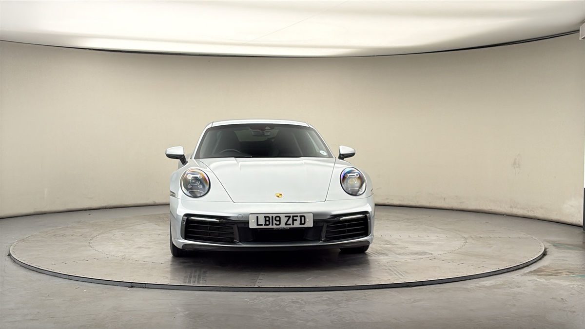 More views of Porsche 911
