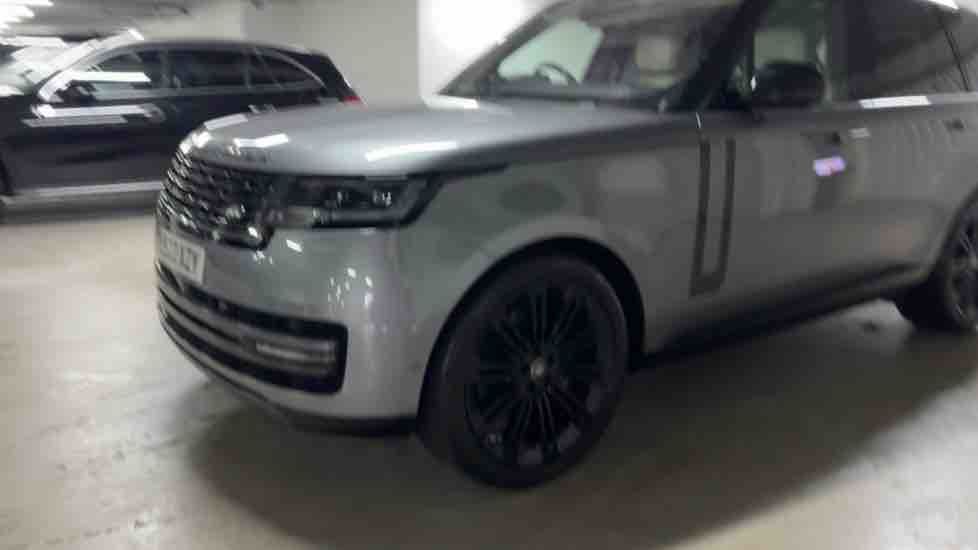 More views of Land Rover Range Rover