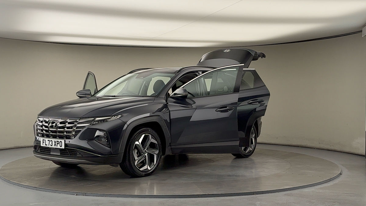 More views of Hyundai TUCSON