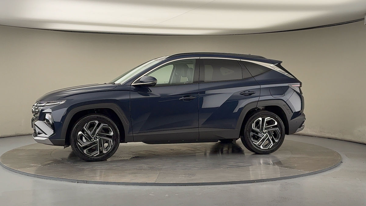 More views of Hyundai TUCSON