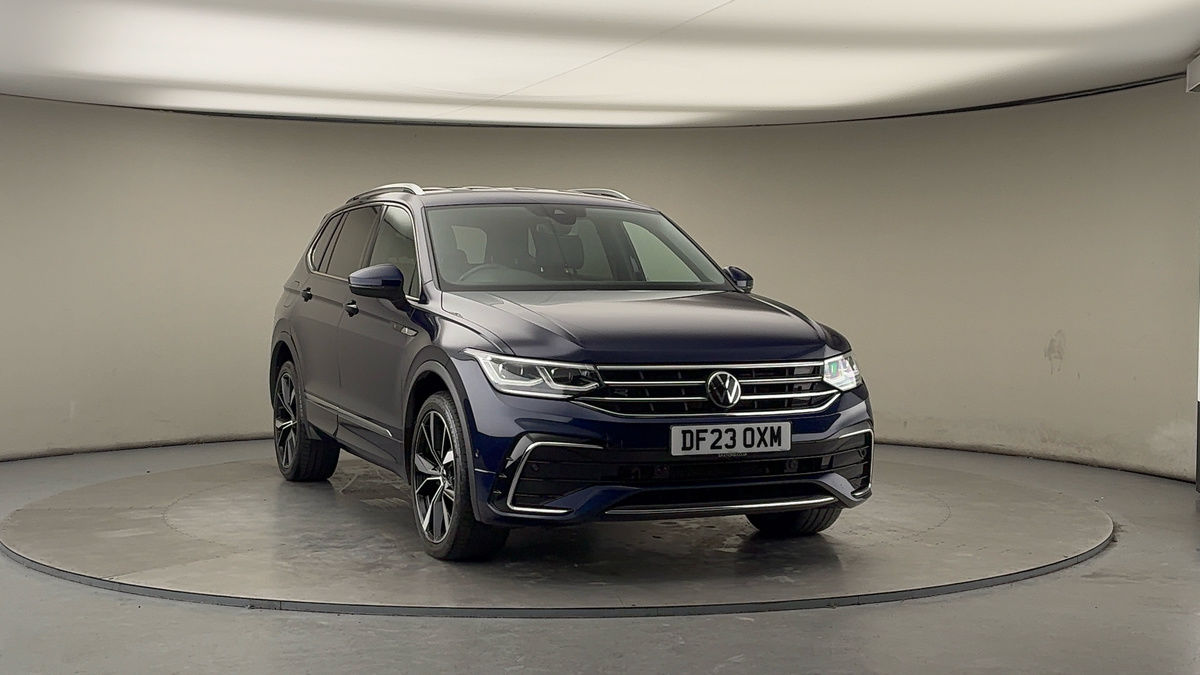 More views of Volkswagen Tiguan Allspace