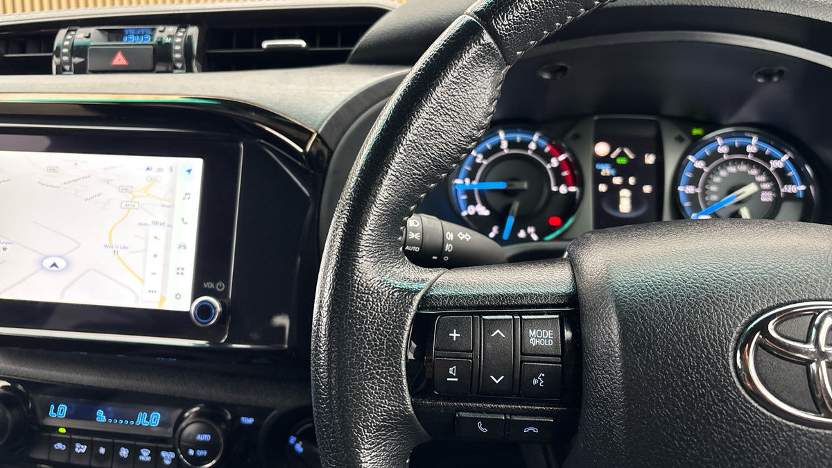 Toyota Hilux Image 13
