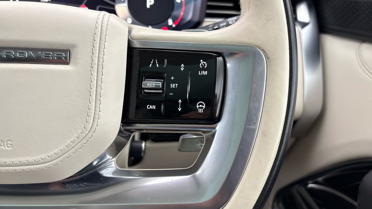 Land Rover Range Rover Image 14