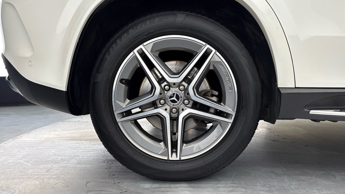 Mercedes-Benz GLE Image 10