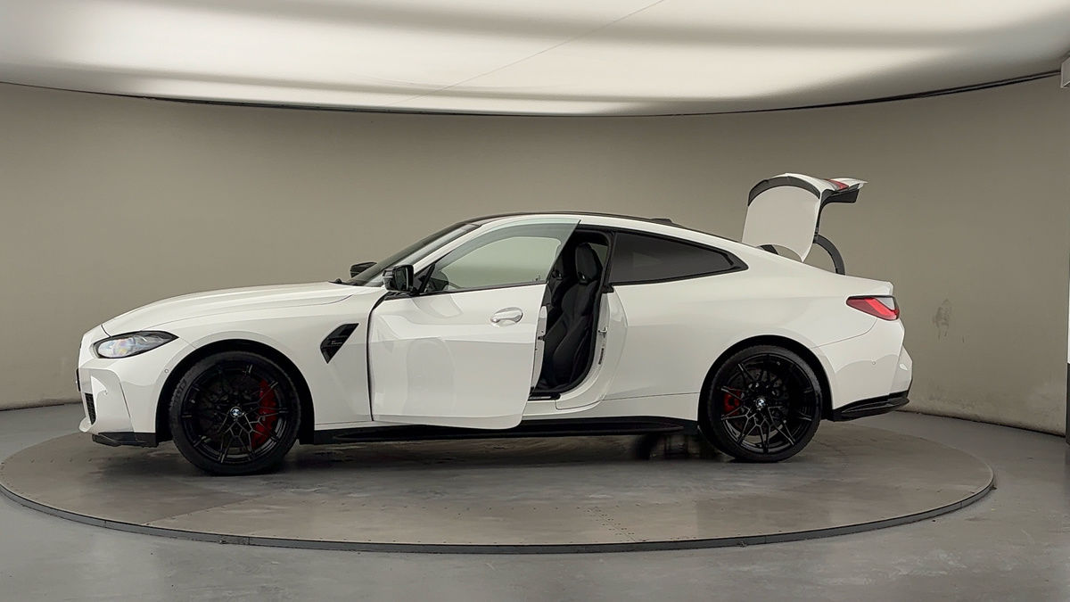 More views of BMW M4 Competition