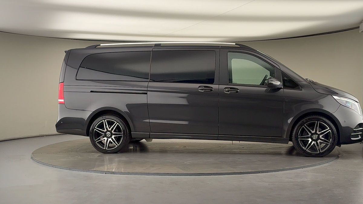 More views of Mercedes-Benz V Class
