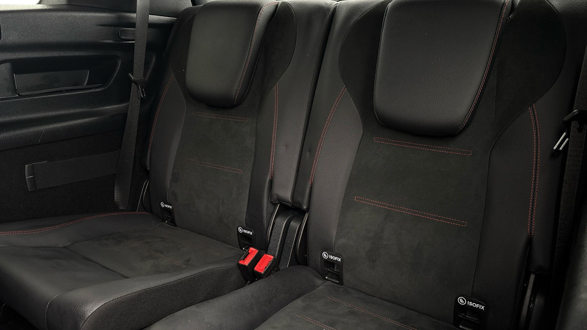 Mercedes-Benz GLB Image 27