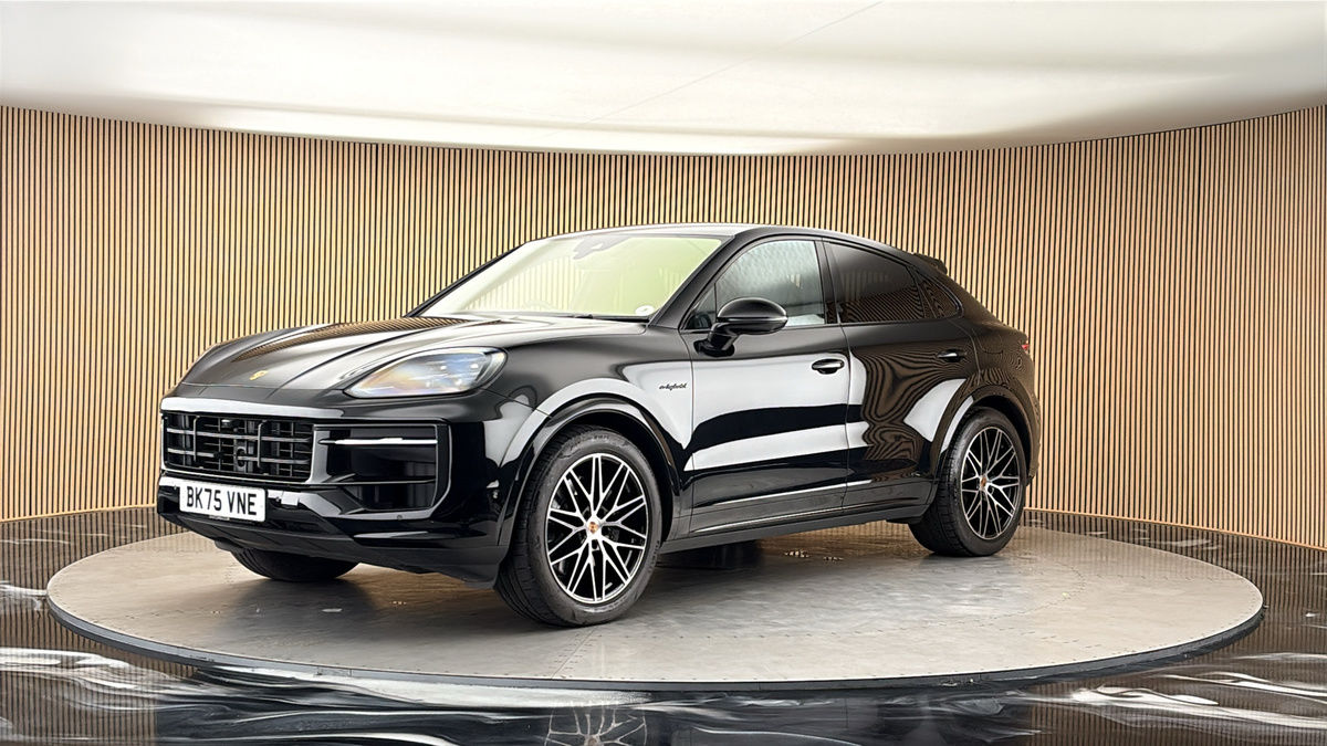 Porsche Cayenne Image 20