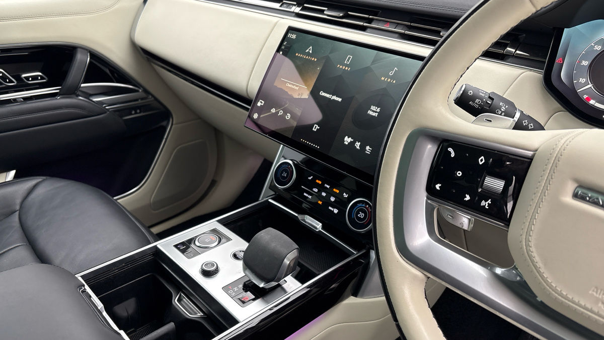 Land Rover Range Rover Image 18