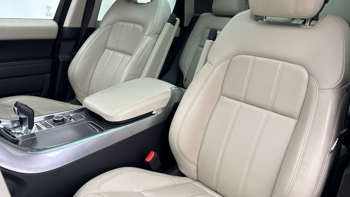 Land Rover Range Rover Sport Image 7