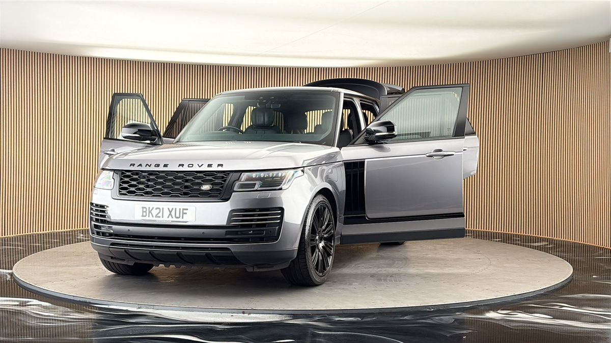 More views of Land Rover Range Rover