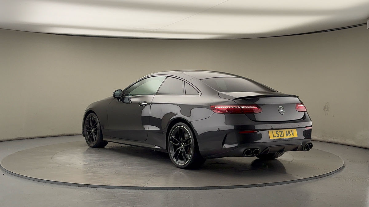 Mercedes-Benz E Class Image 2