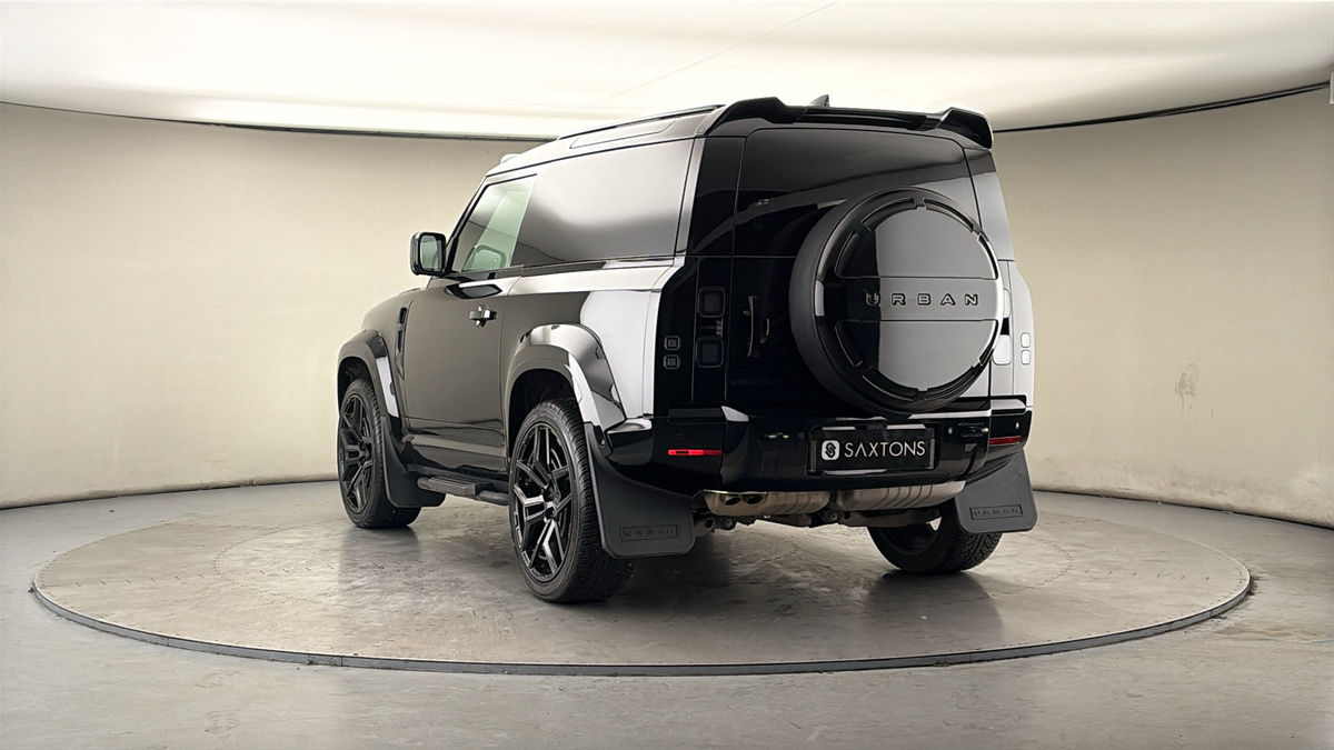 More views of Land Rover Defender 90