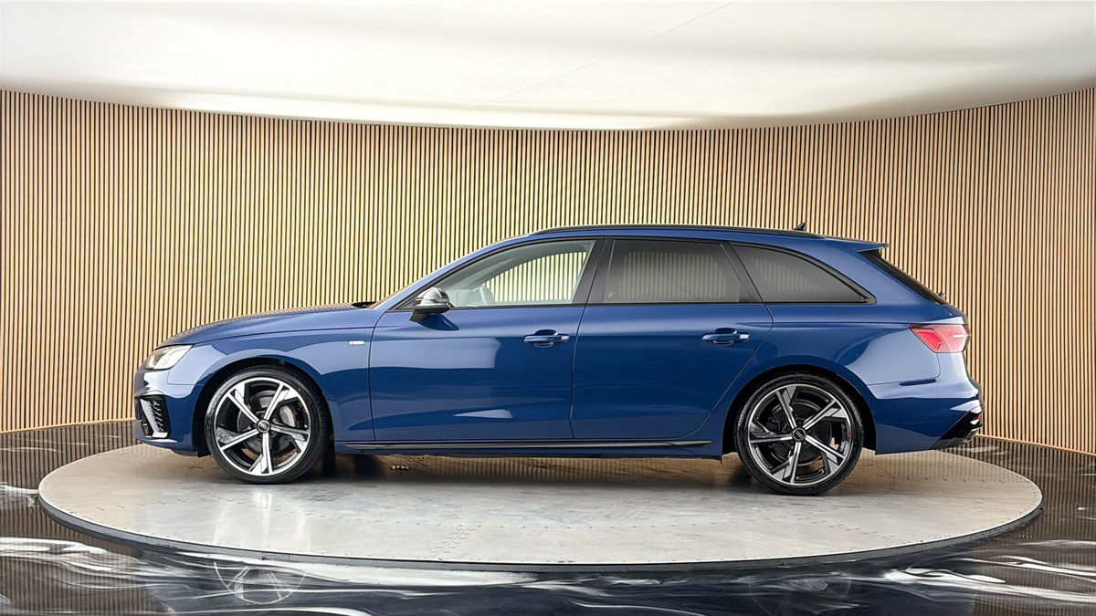 More views of Audi A4 Avant