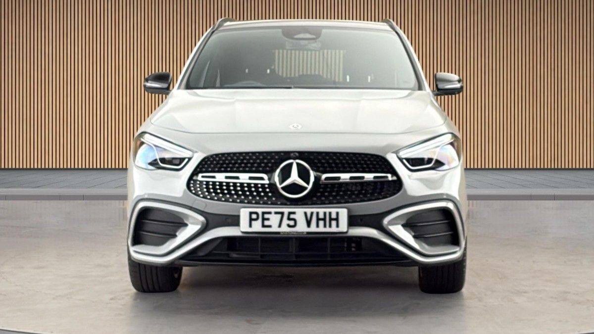 Mercedes-Benz GLA Image 3