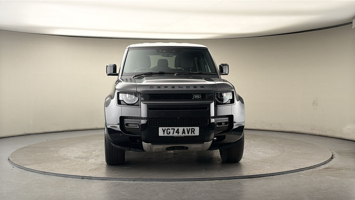 More views of Land Rover Defender 90