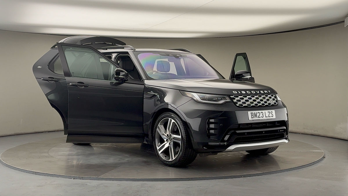 More views of Land Rover Discovery