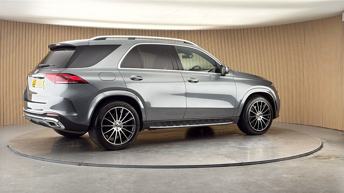 More views of Mercedes-Benz GLE