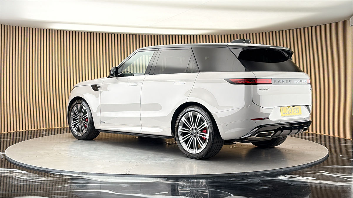 More views of Land Rover Range Rover Sport