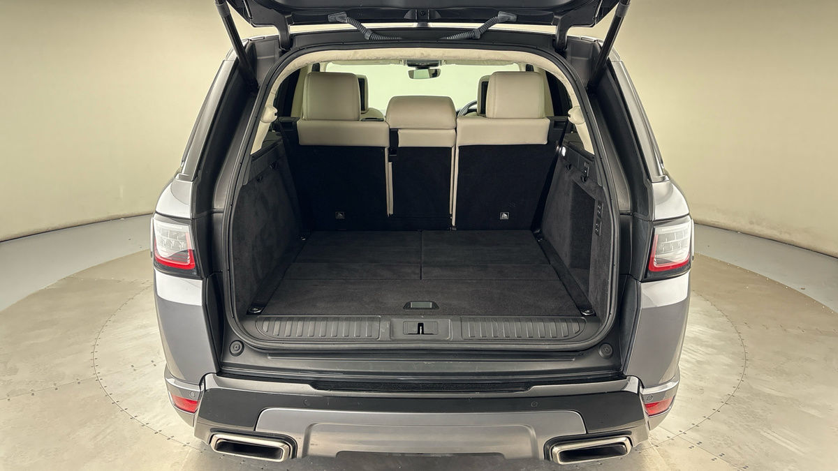 Land Rover Range Rover Sport Image 11