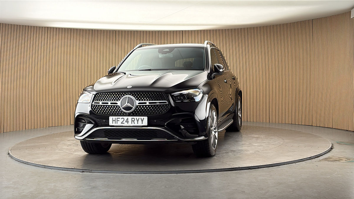More views of Mercedes-Benz GLE