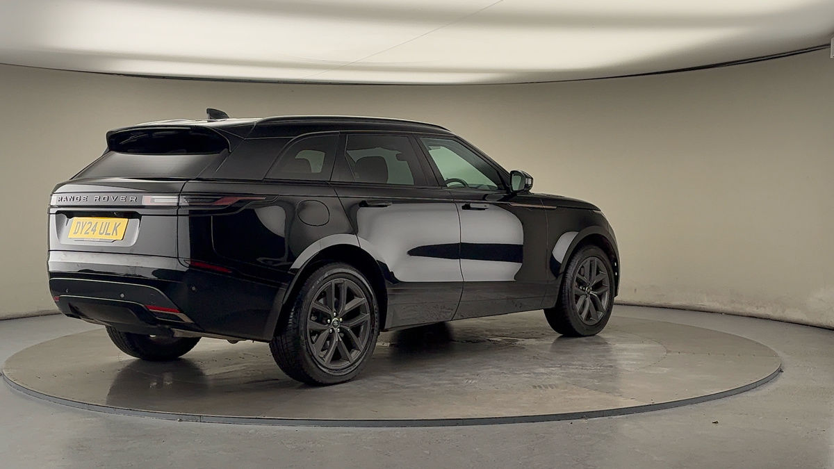 Land Rover Range Rover Velar Image 21