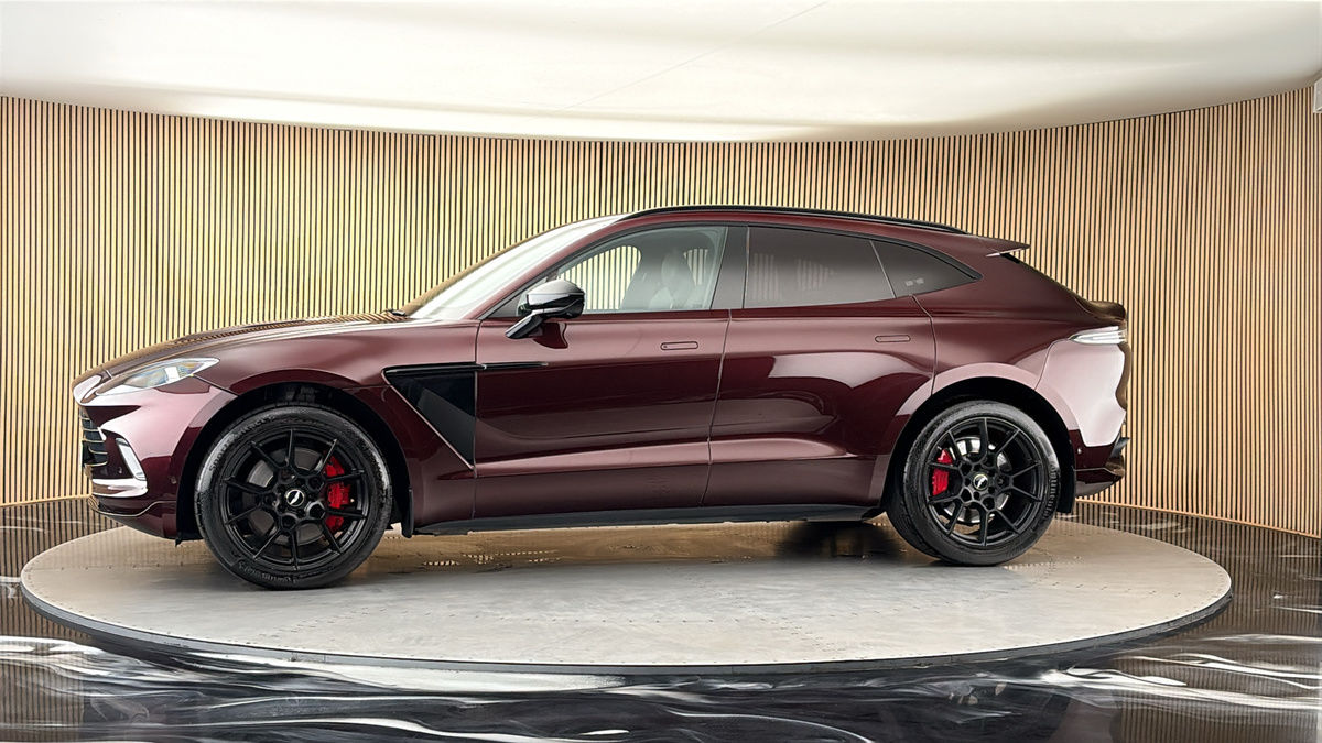 More views of Aston Martin DBX