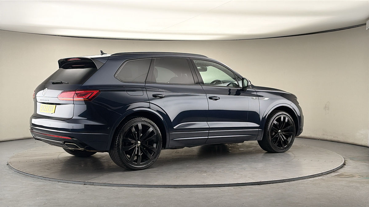More views of Volkswagen Touareg