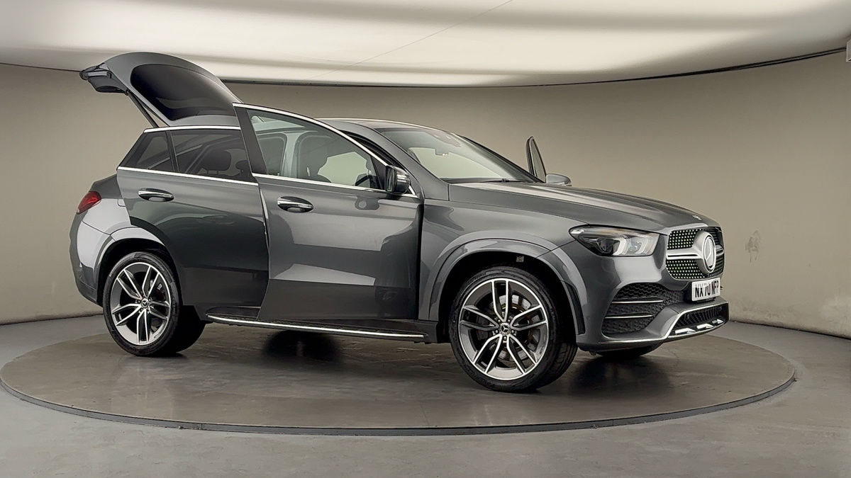 More views of Mercedes-Benz GLE