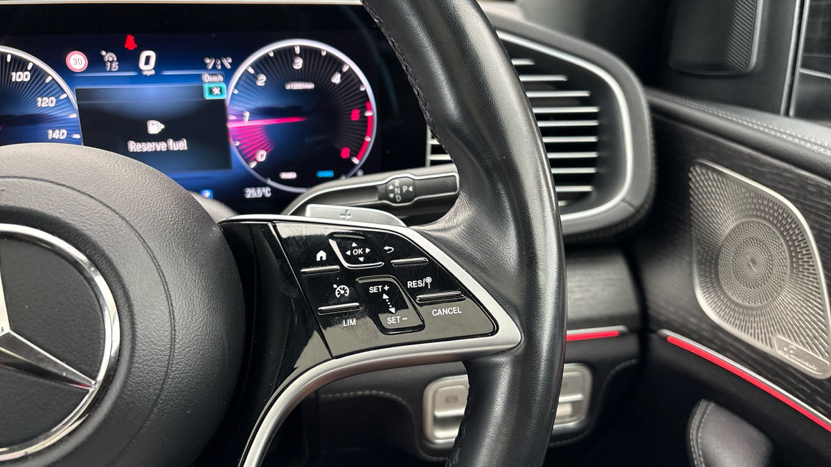 Mercedes-Benz GLE Image 14