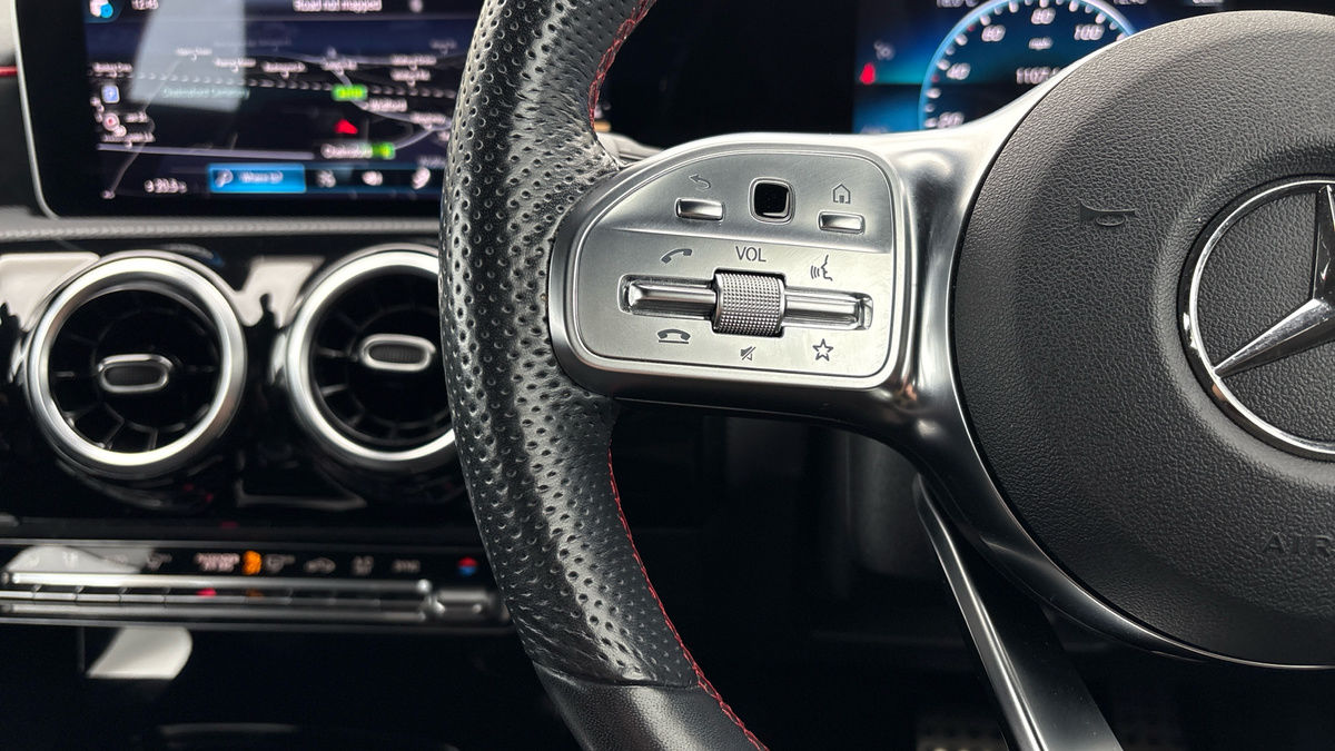 Mercedes-Benz A Class Image 13