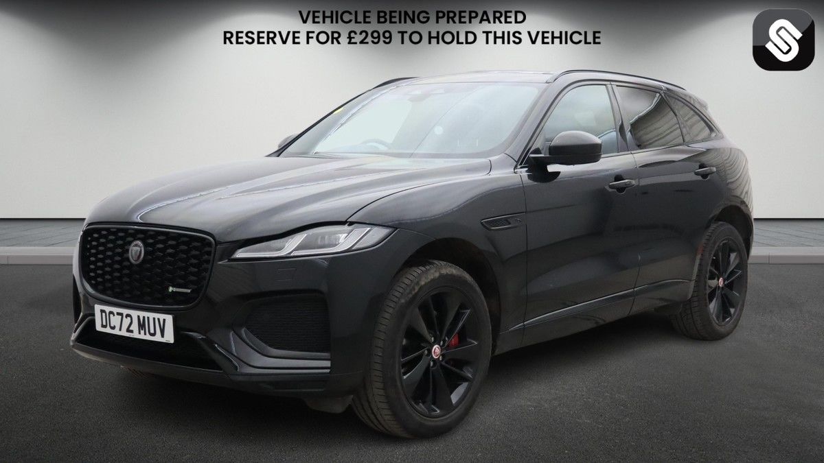 Jaguar F-PACE Image 2