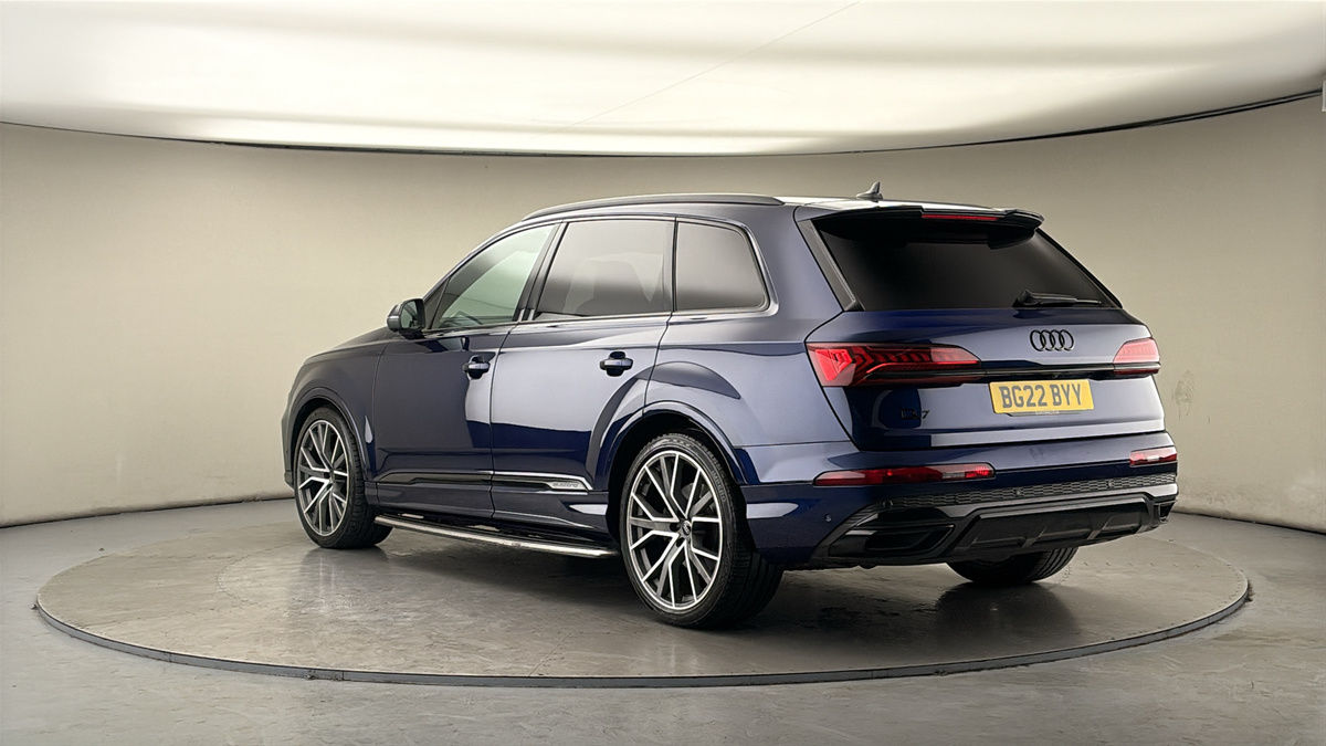 Audi Q7 Image 2