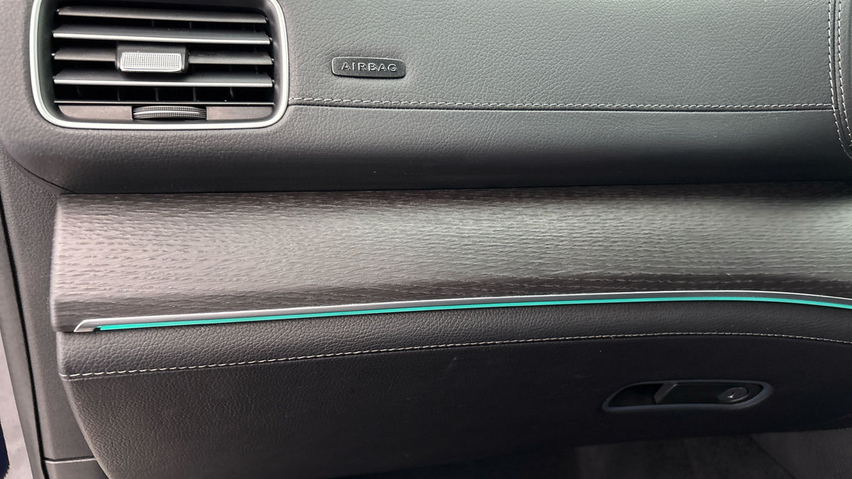 Mercedes-Benz GLE Image 25