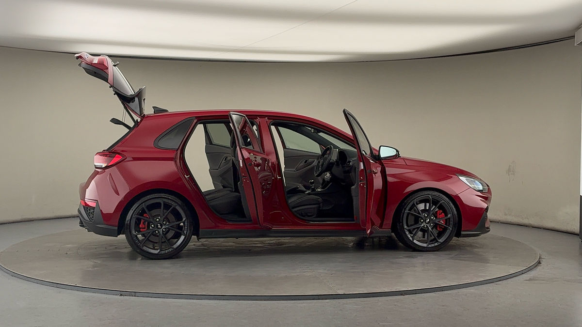 More views of Hyundai i 30 N