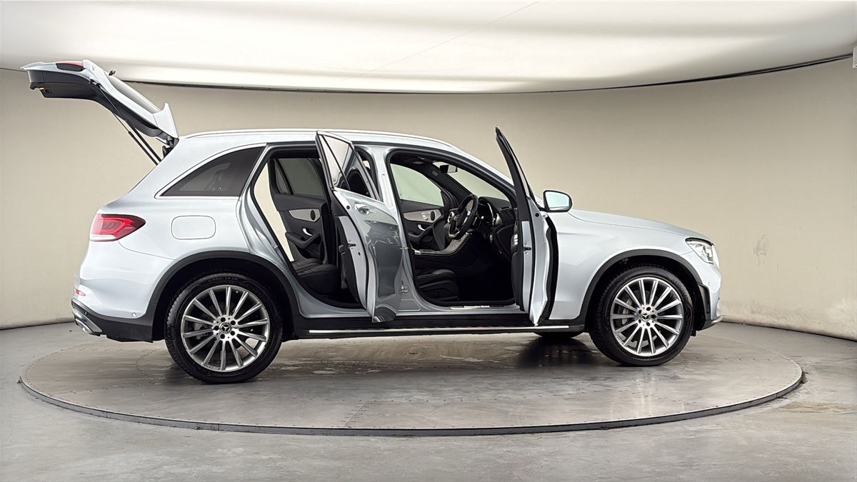 More views of Mercedes-Benz GLC