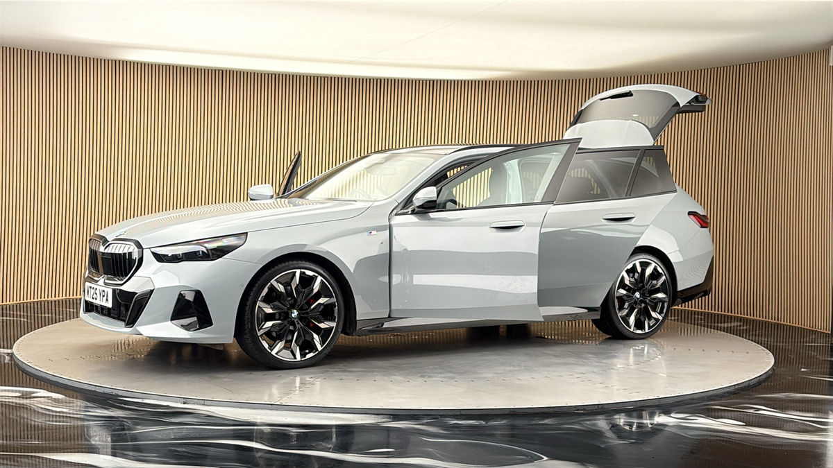More views of BMW 5 Series