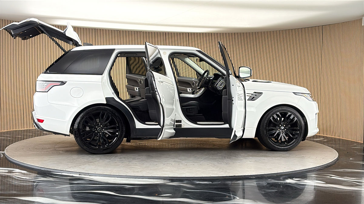 More views of Land Rover Range Rover Sport