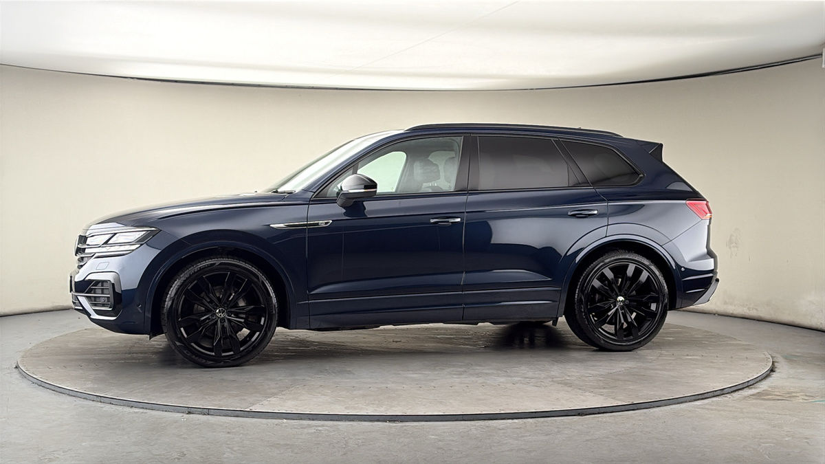 More views of Volkswagen Touareg